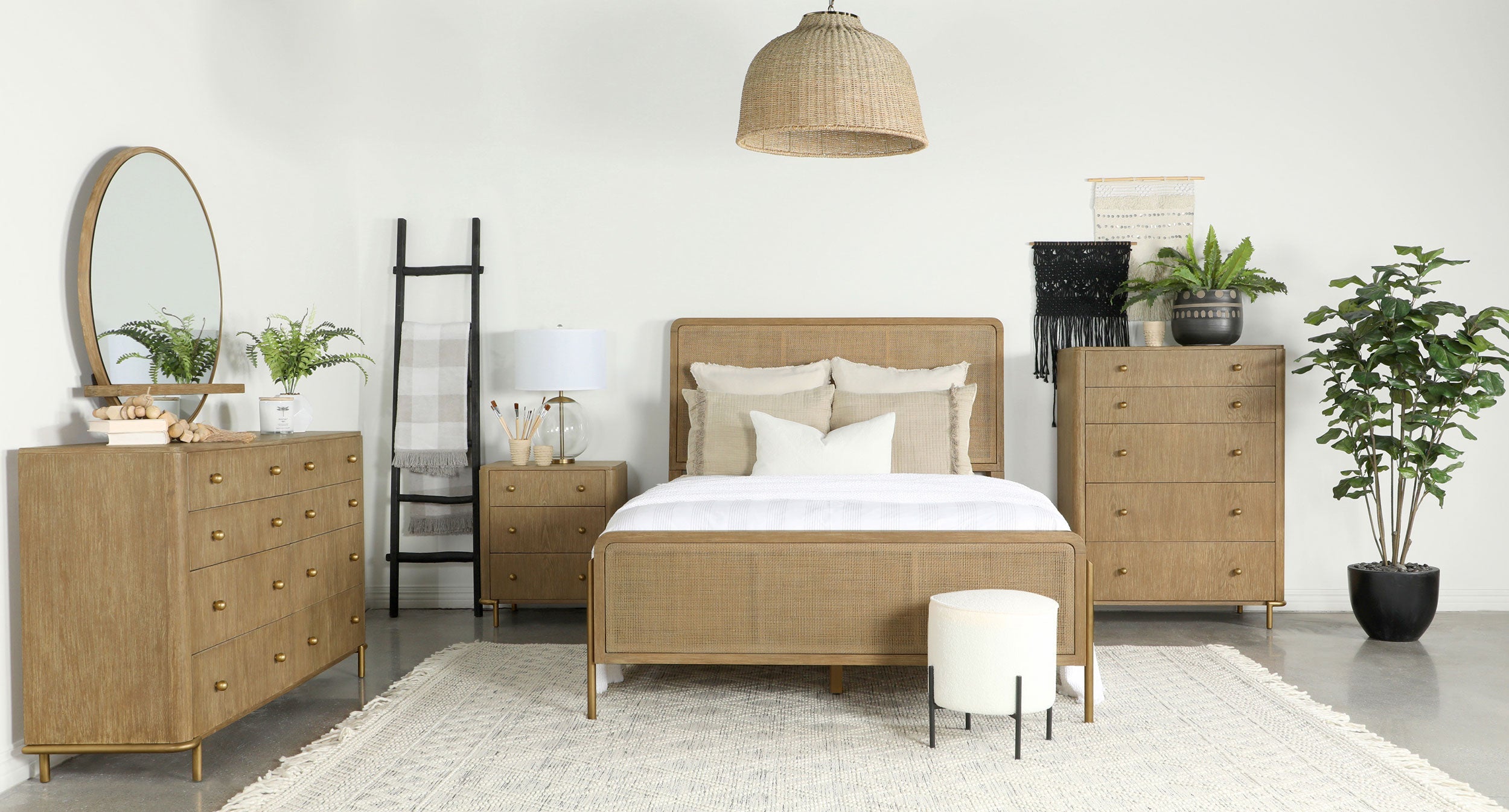 Arini Upholstered Mid-Century Modern Panel Bed