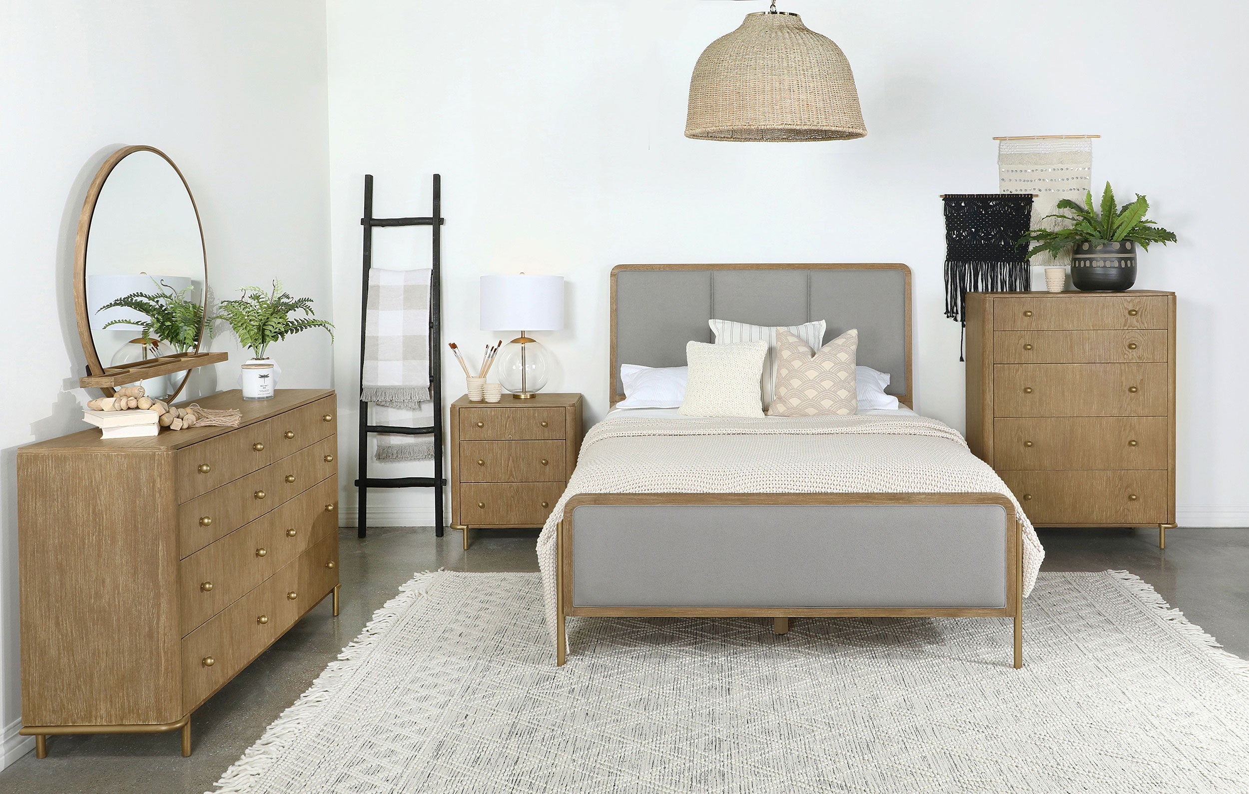 Arini Upholstered Mid-Century Modern Panel Bed