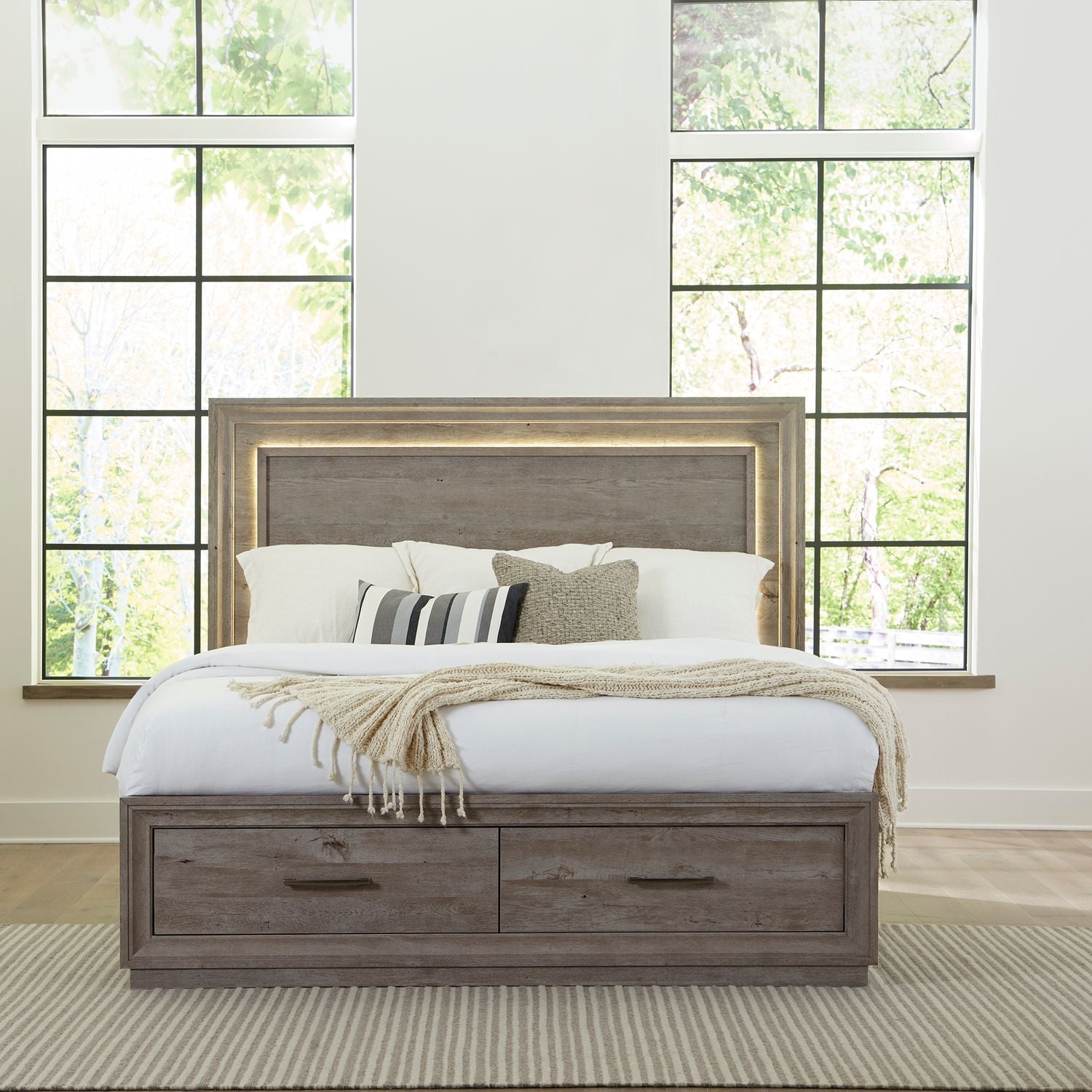 Femmie Brancaster Vintage Look With Classical Design Bed King Graystone With Storage