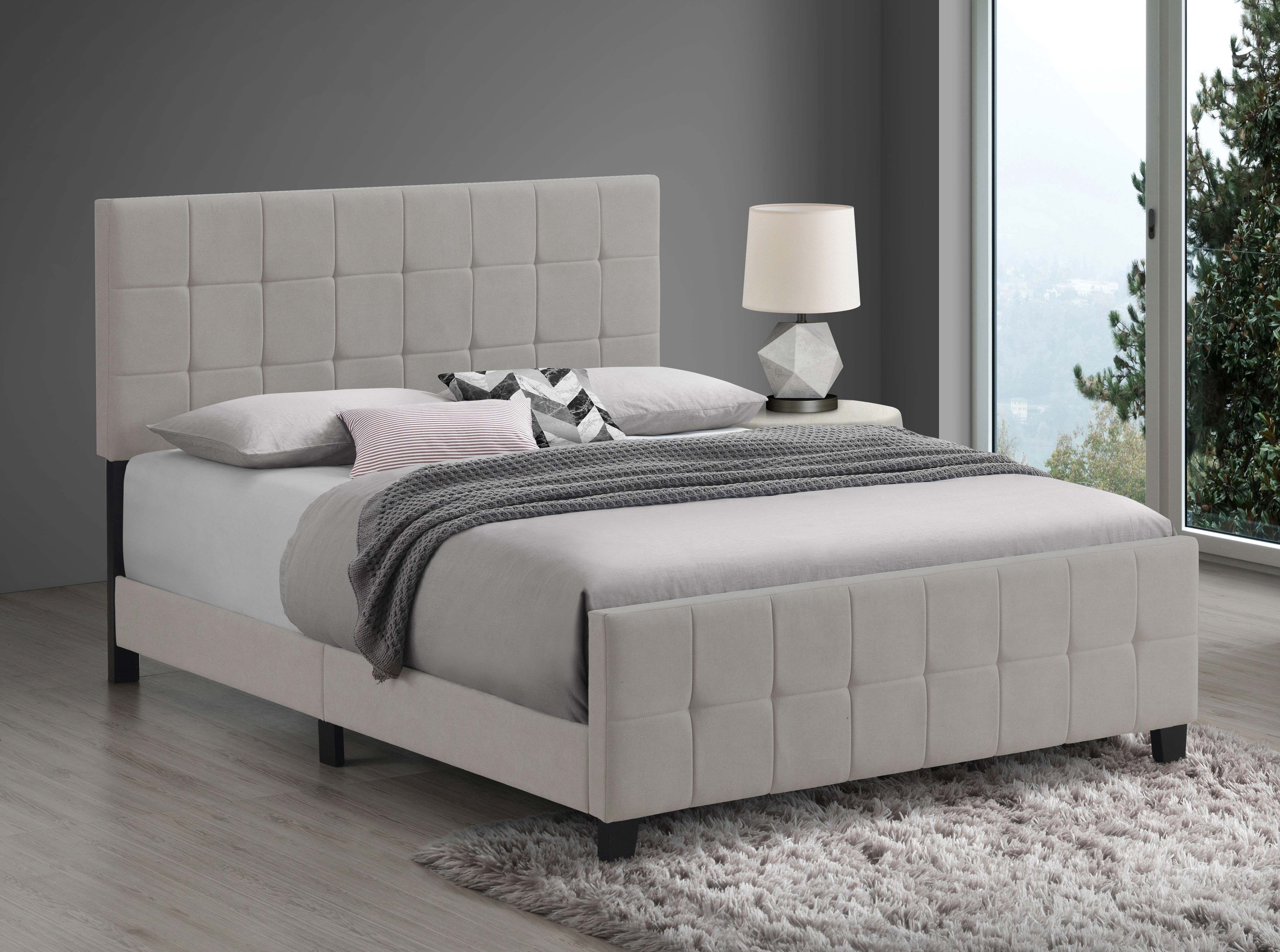 Fairfield Casual & Transitional Look Upholstered Panel Bed