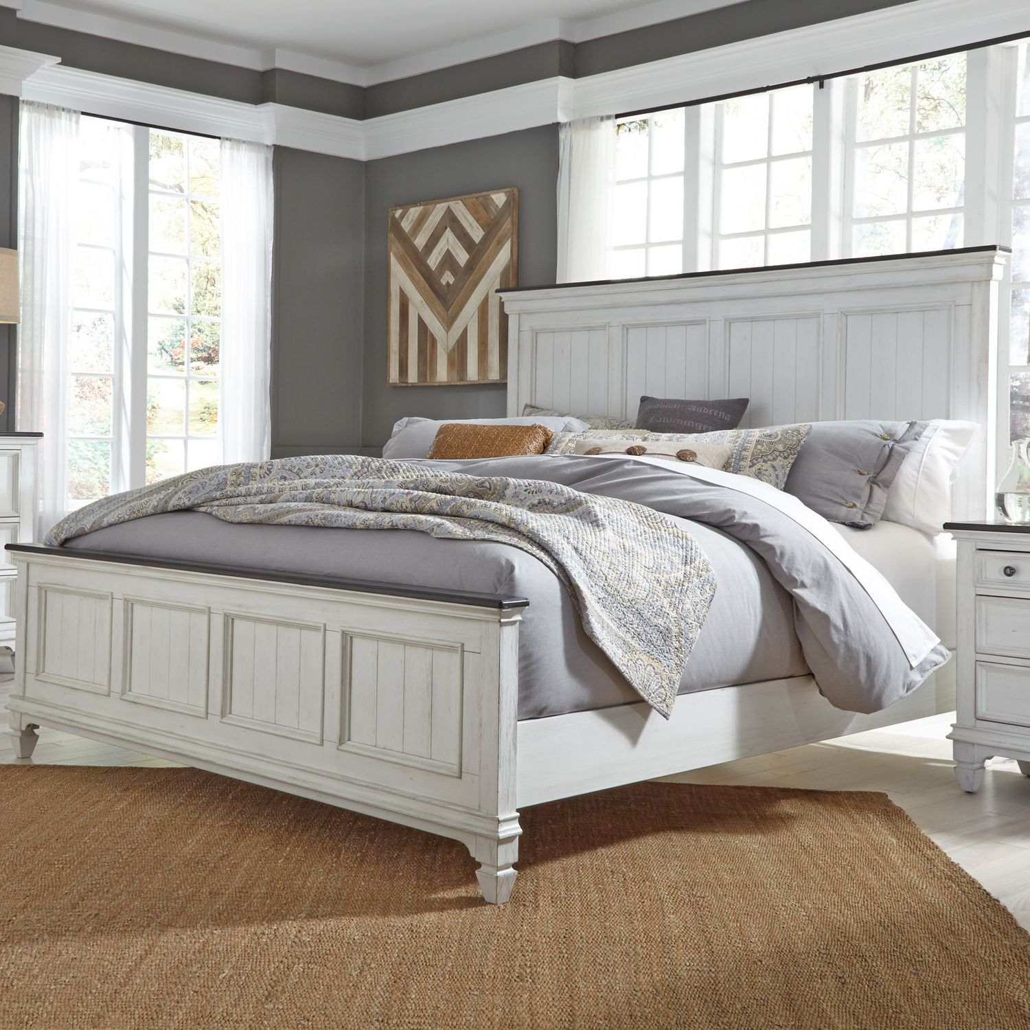 Spaeth Sophisticated Look, Clean Lines & Contemporary Style Bed King White finish with charcoal