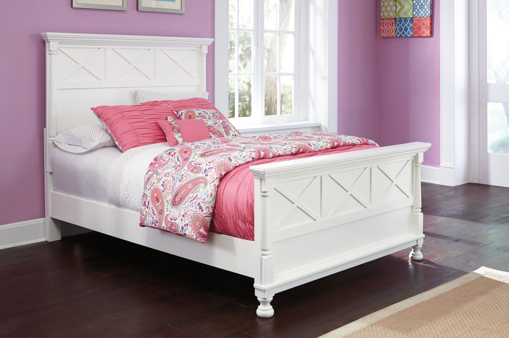 Kaslyn Country Fresh Style Panel Bed