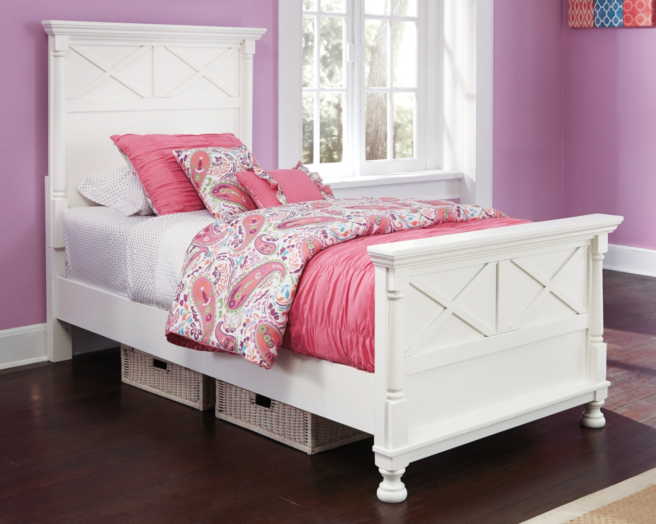 Kaslyn Country Fresh Style Panel Bed
