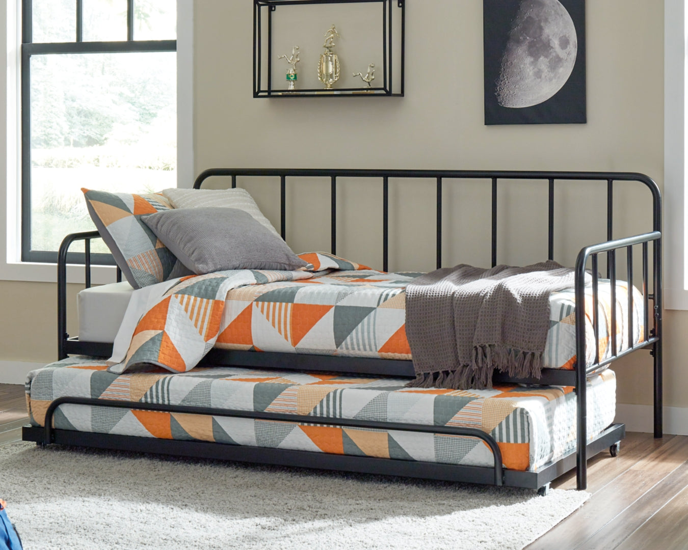 Trentlore Stylish Metal Bed