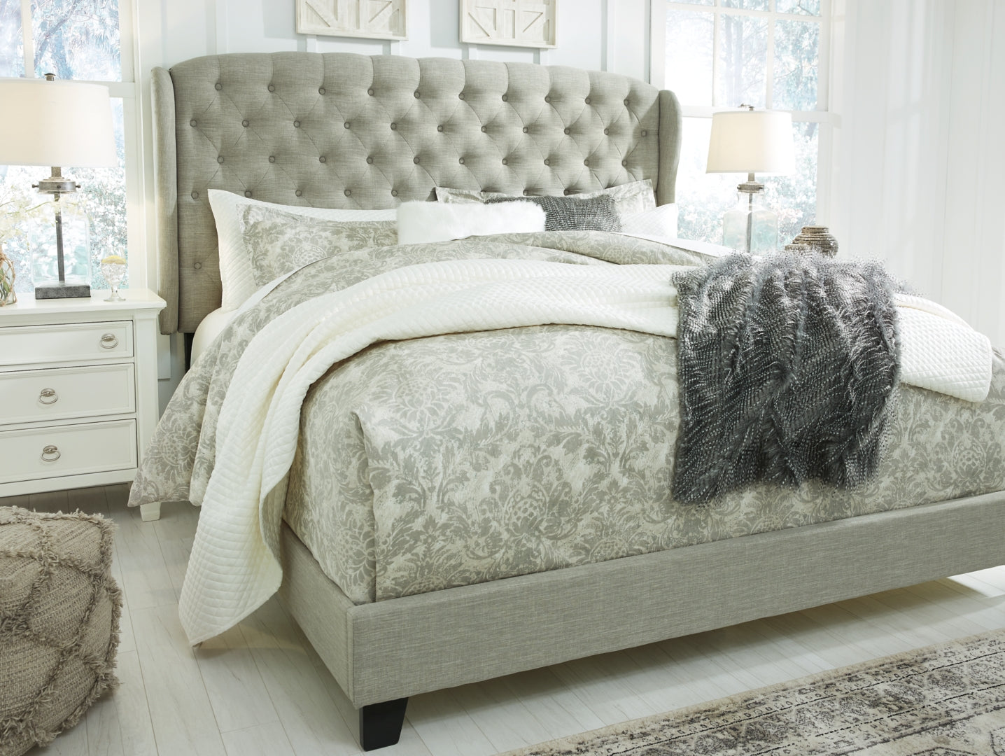 Jerary Traditional Upholstered Bed