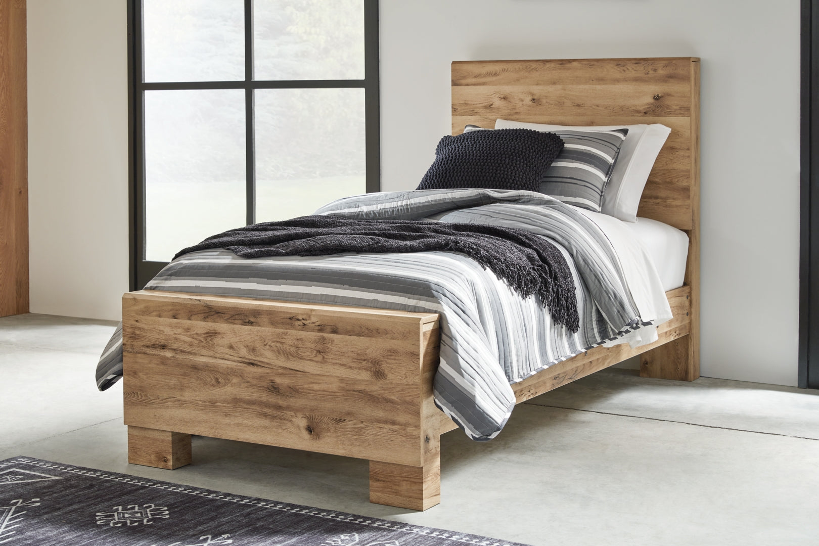 Hyanna Simple & Streamlined Design Panel Bed