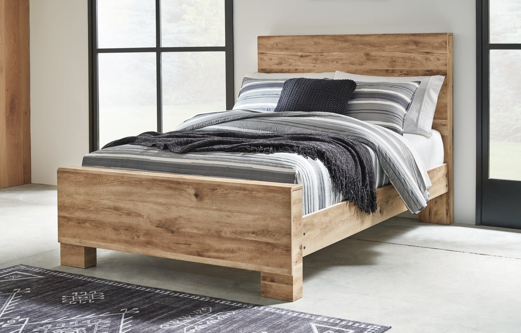 Hyanna Simple & Streamlined Design Panel Bed