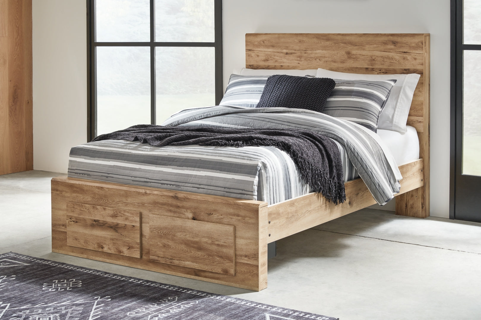 Hyanna Simple & Streamlined Design Panel Bed