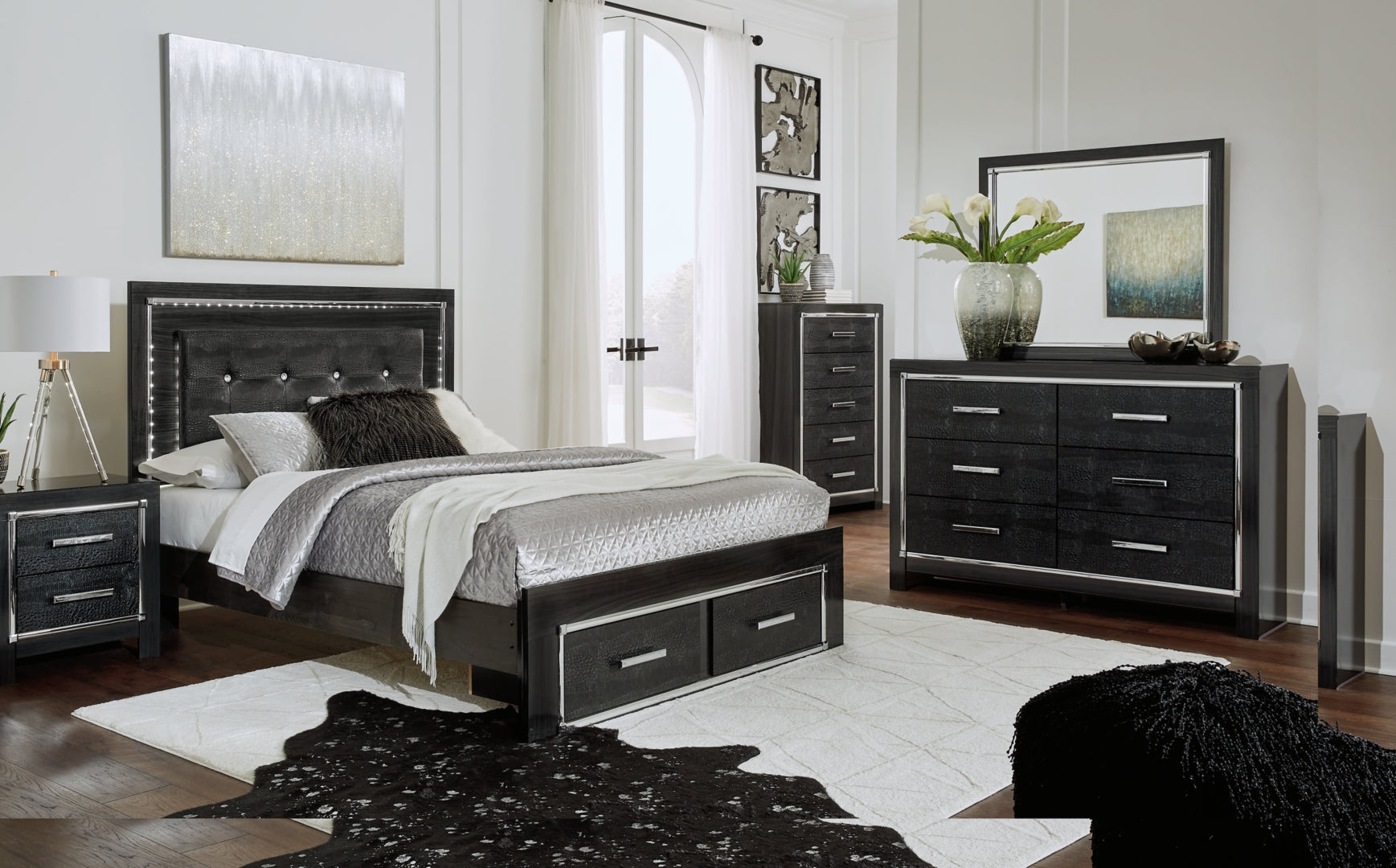 Kaydell Luxurious Look Hollywood-Chic Style Bed