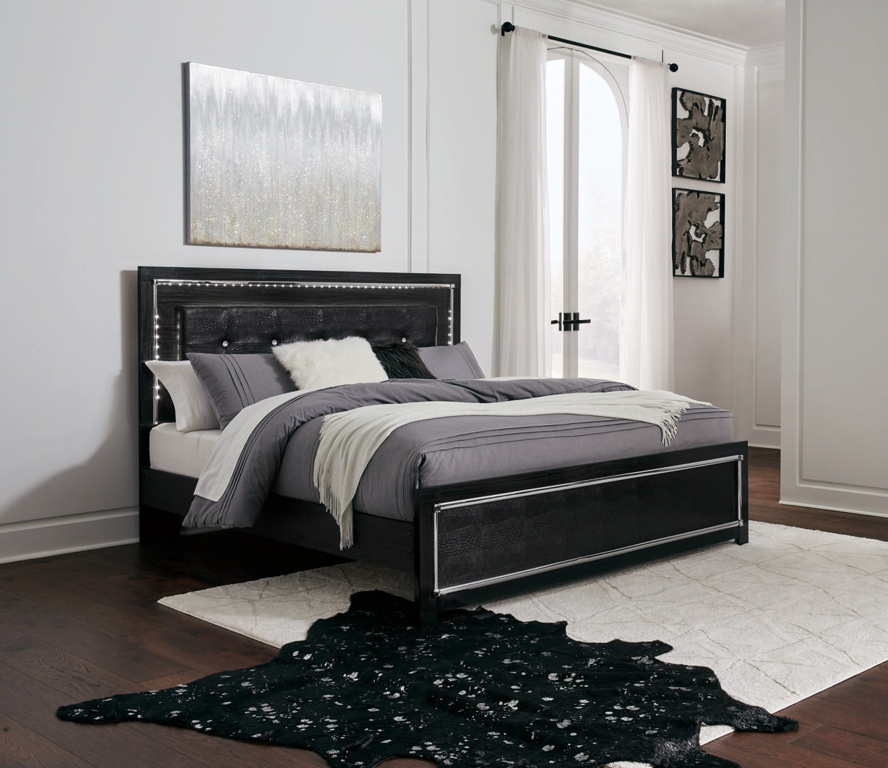 Kaydell Luxurious Look Hollywood-Chic Style Bed