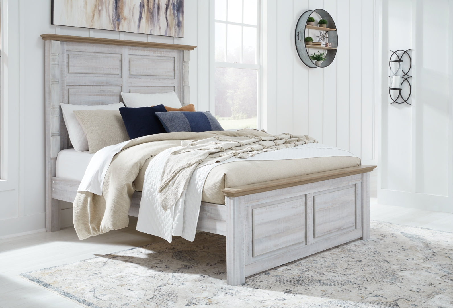 Haven Bay Two-Tone Style Panel Bed