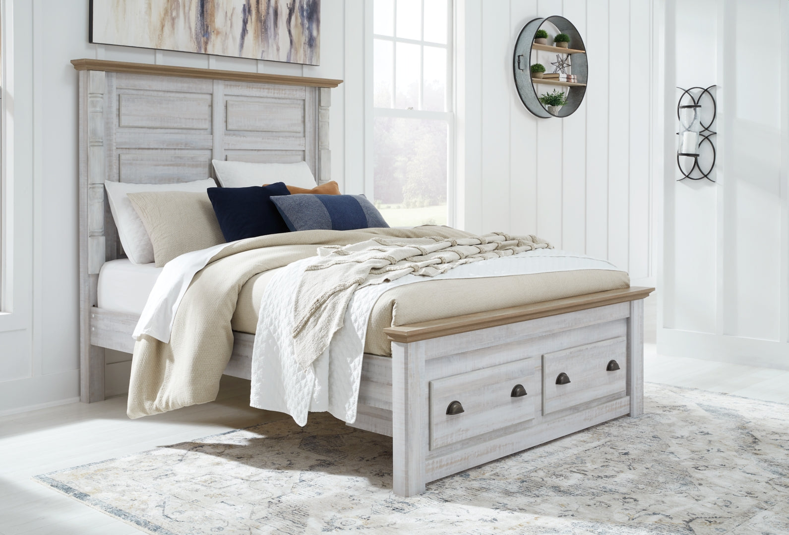 Haven Bay Two-Tone Style Panel Bed