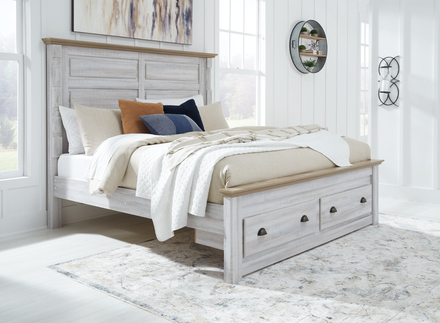 Haven Bay Two-Tone Style Panel Bed