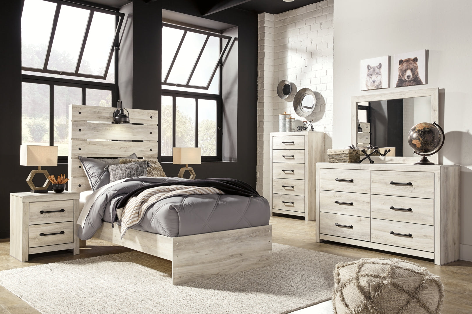 Cambeck King, Queen Panel Bed With Drawers, Color Whitewash