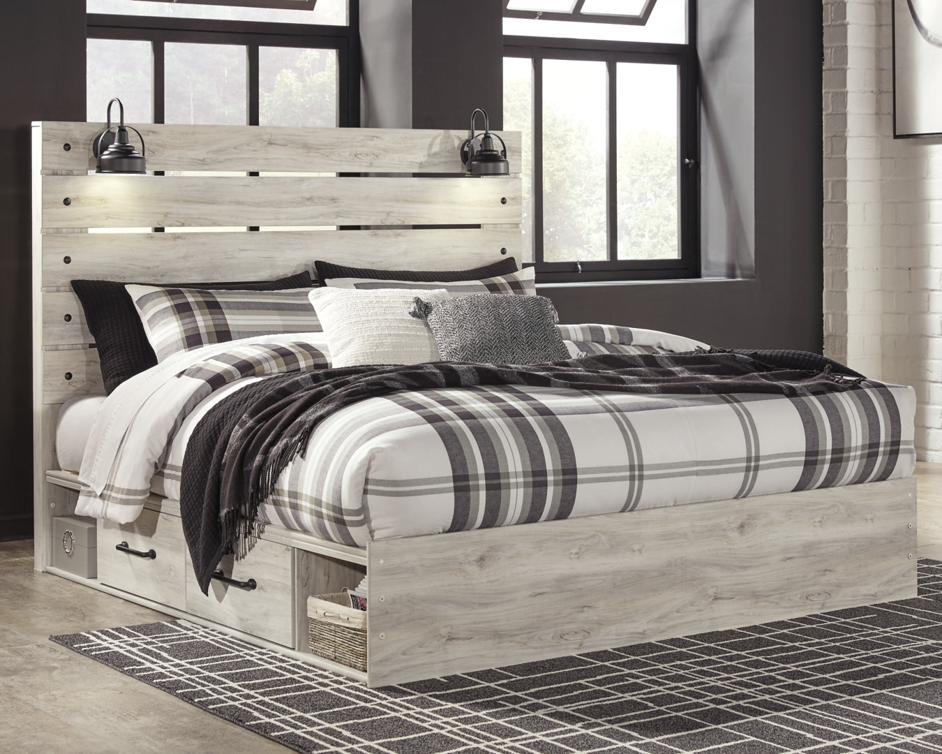 Cambeck King, Queen Panel Bed With Drawers, Color Whitewash