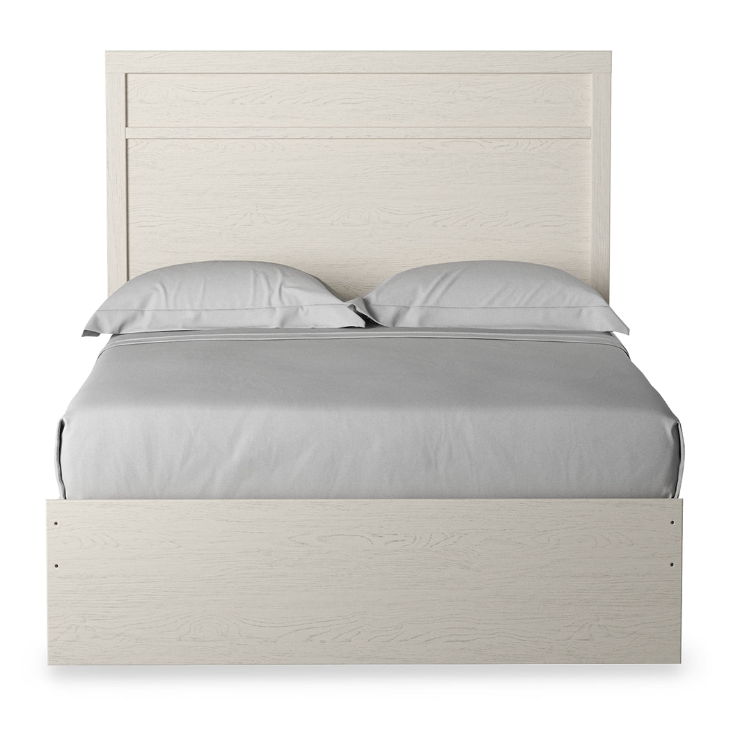 Stelsie Clean-Lined Look & Modern Attitude Panel Bed