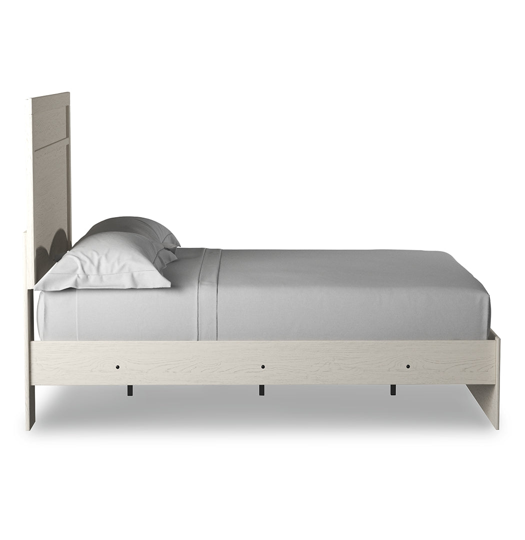 Stelsie Clean-Lined Look & Modern Attitude Panel Bed