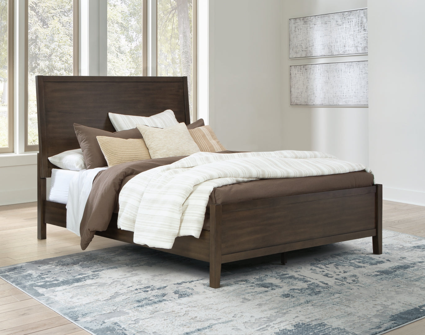 Wittland Mid-Century Modern Tufted Bed