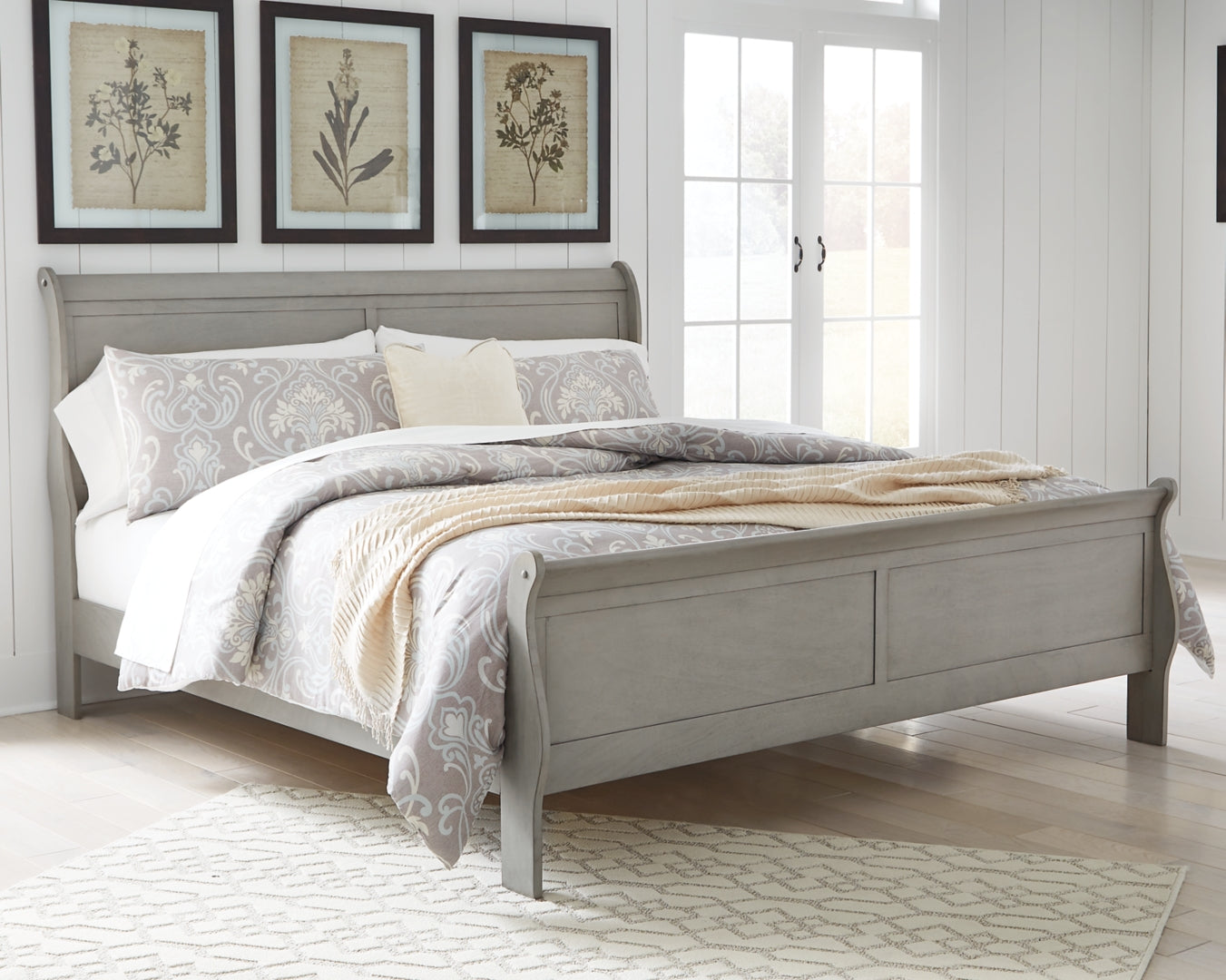 Kordasky Elegant Sleigh Bed