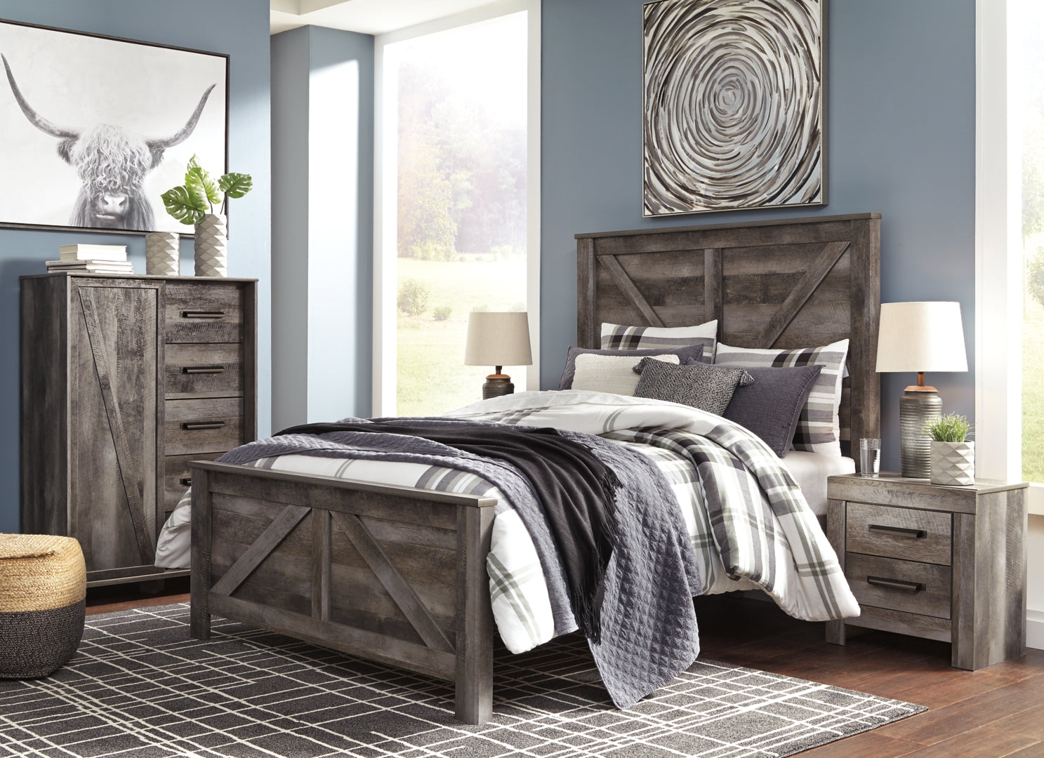 Wynnlow Modern Rustic Design Bed