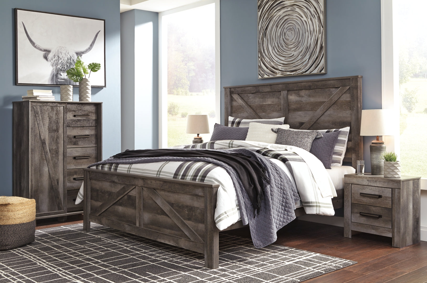 Wynnlow Modern Rustic Design Bed