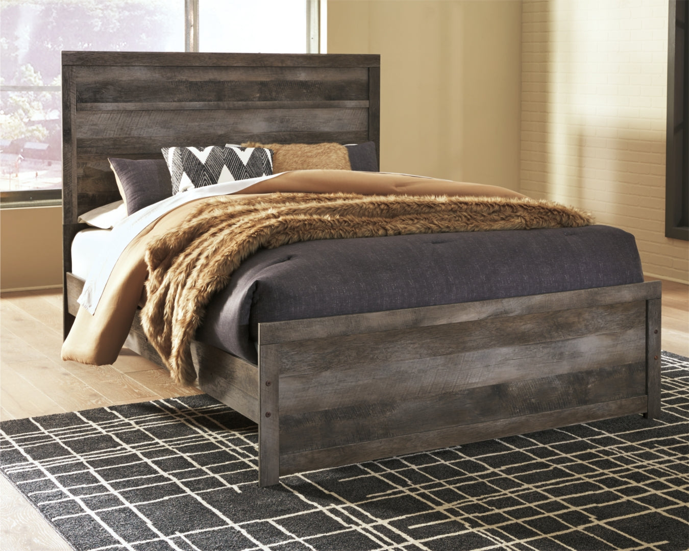 Wynnlow Modern Rustic Design Bed