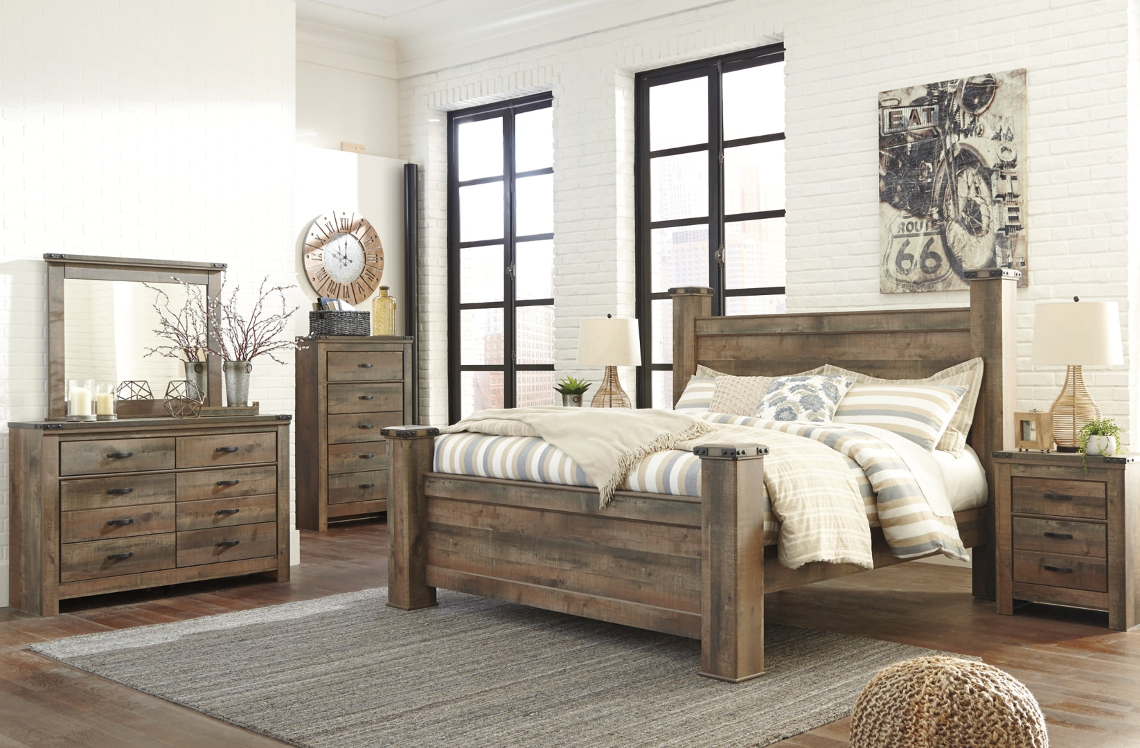 Trinell Rustic Finish Bed