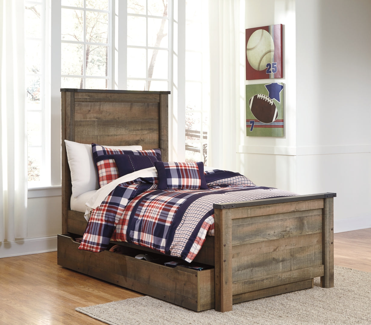 Trinell Rustic Finish Bed