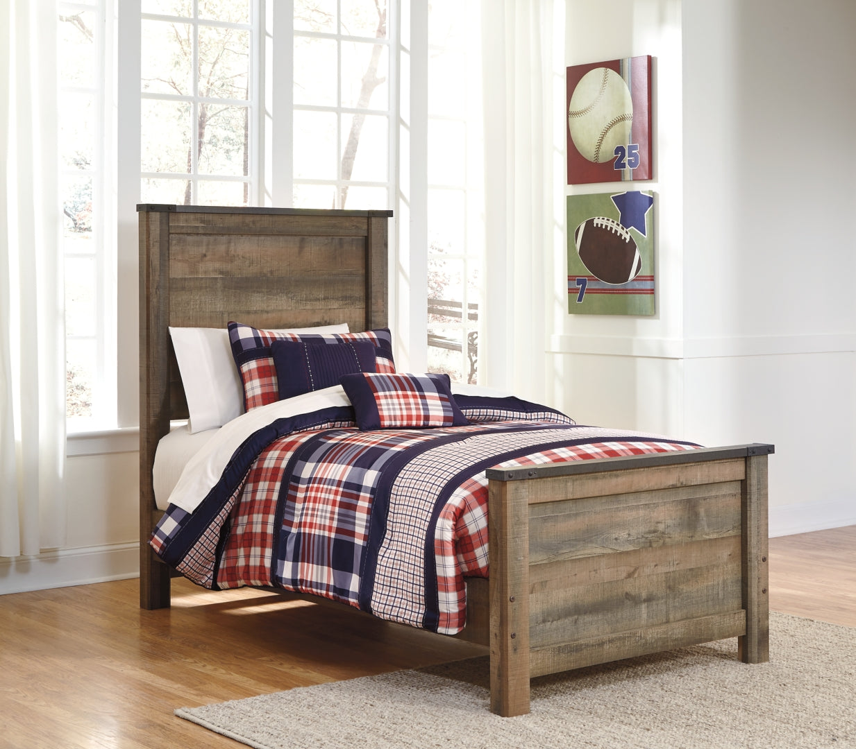 Trinell Rustic Finish Bed