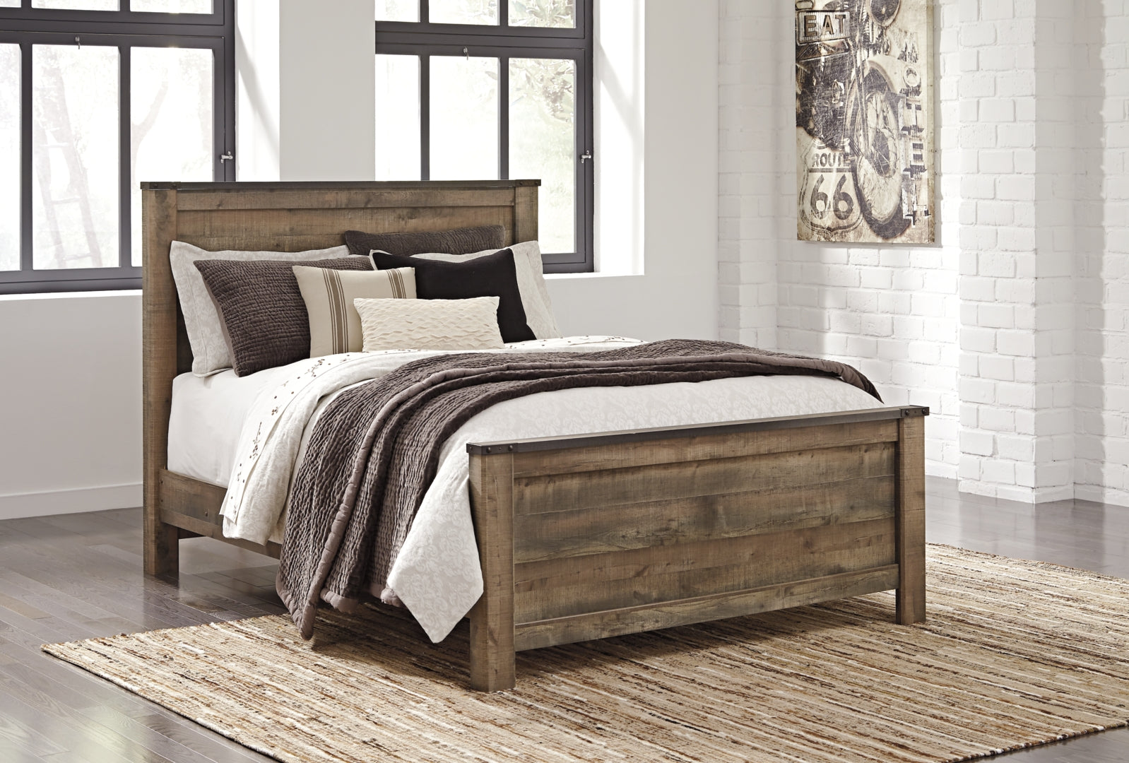 Trinell Rustic Finish Bed