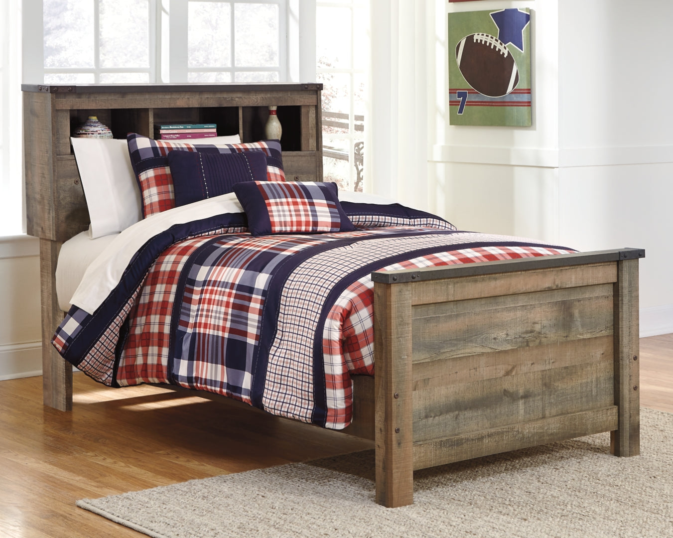 Trinell Rustic Finish Bed