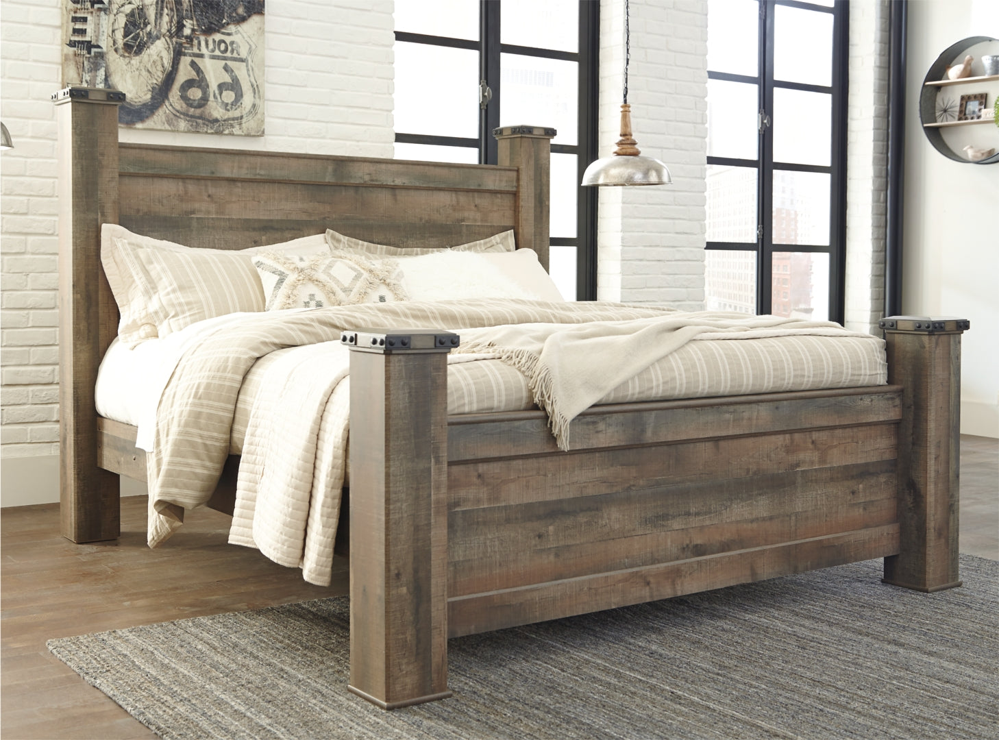 Trinell Rustic Finish Bed