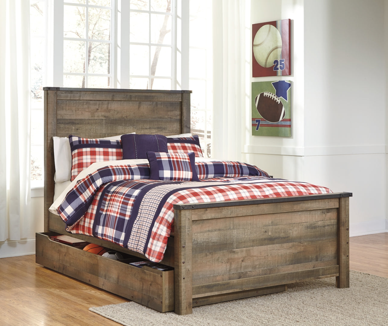 Trinell Rustic Finish Bed