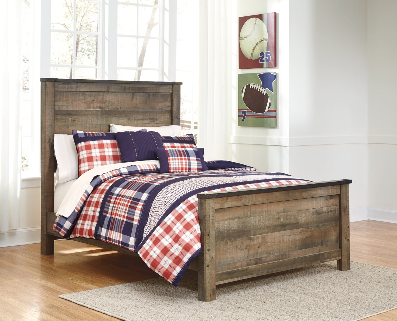 Trinell Rustic Finish Bed