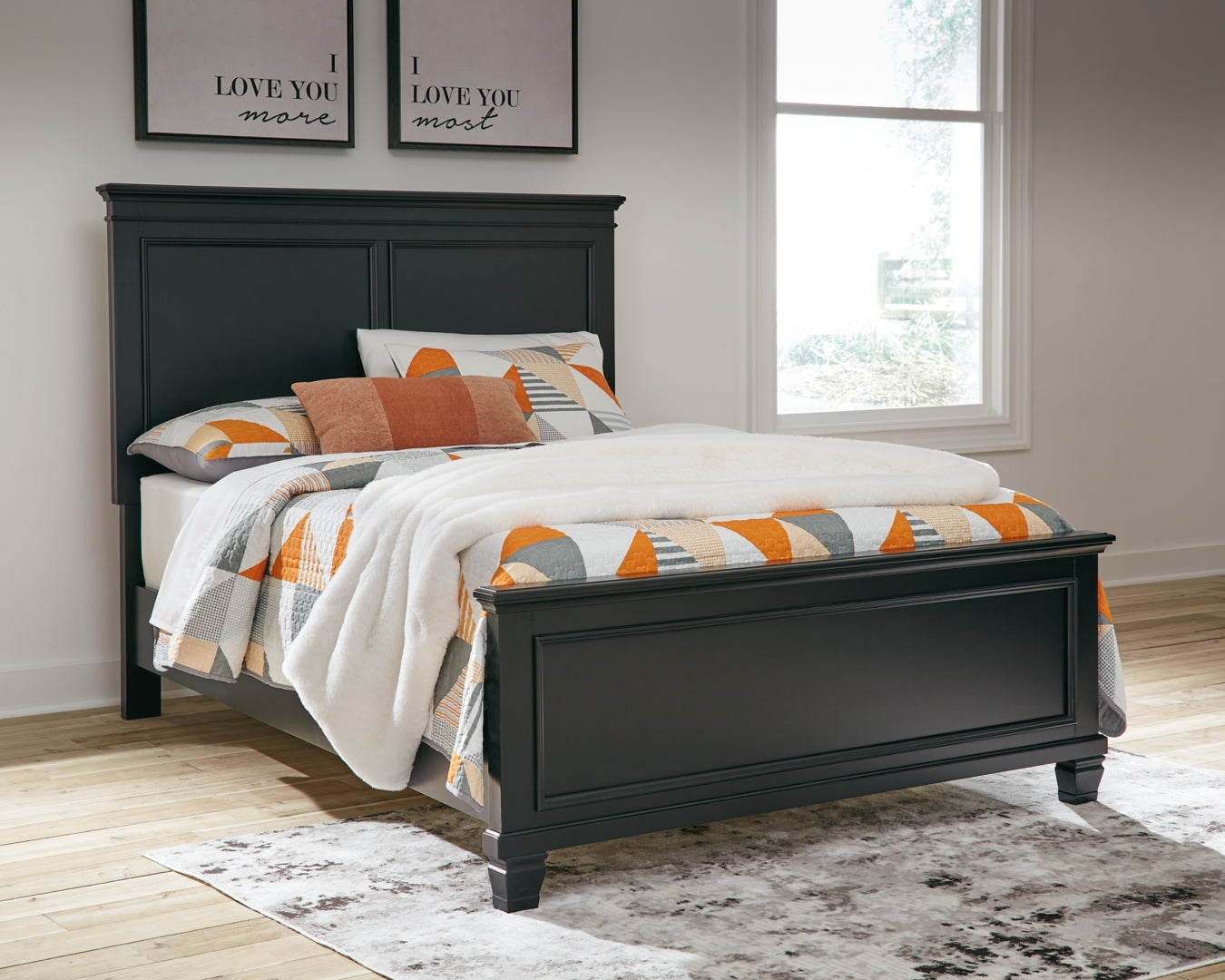 Lanolee Time-Honored Look Panel Bed